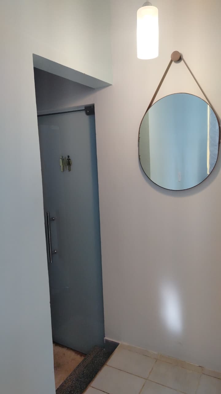 Corredor interno da clínica Évora